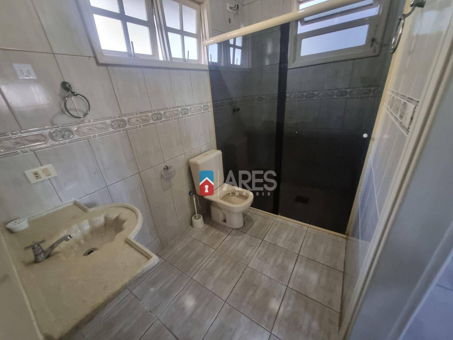 Casa à venda com 4 quartos, 153m² - Foto 13