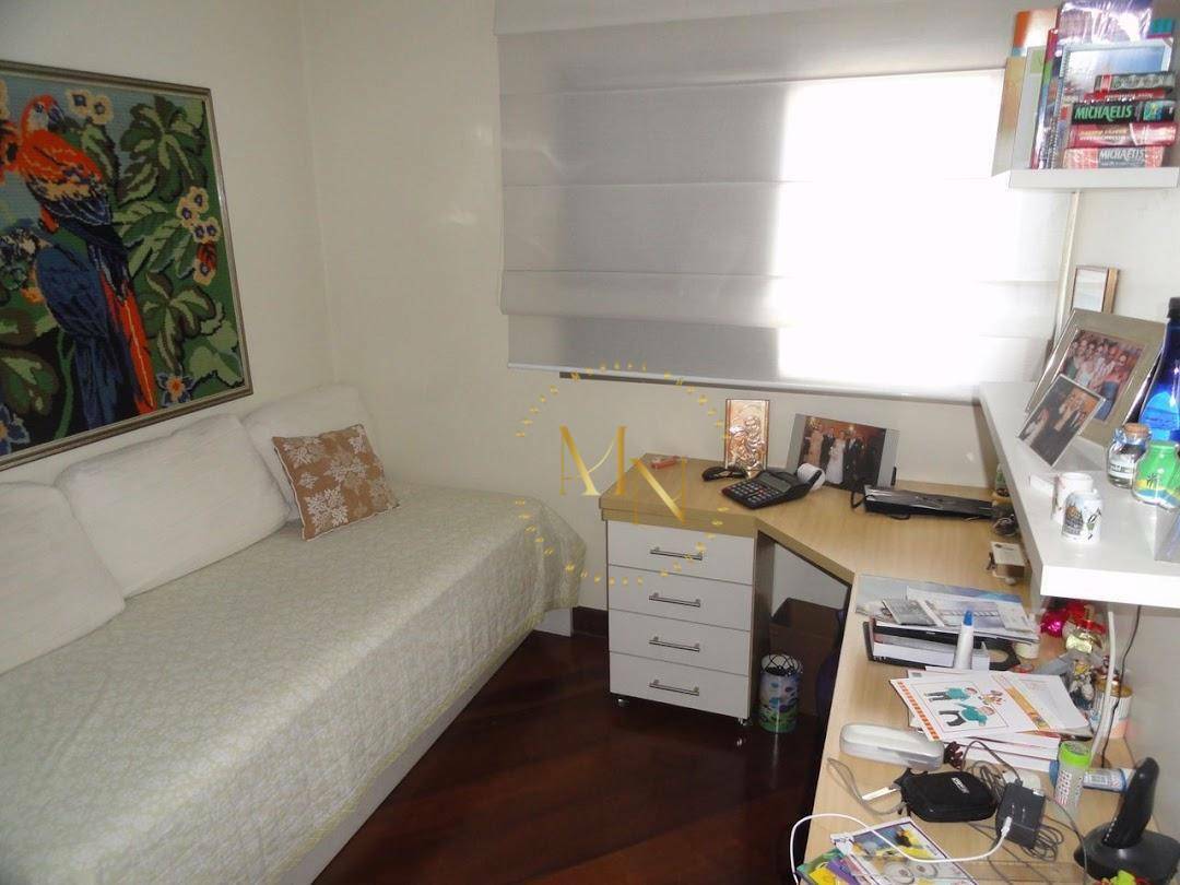 Apartamento à venda com 4 quartos, 160m² - Foto 11