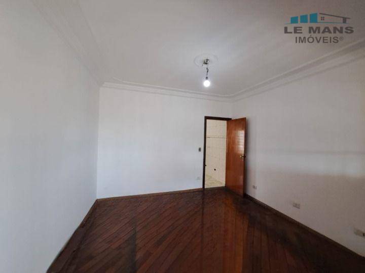 Casa para alugar com 2 quartos, 110m² - Foto 12