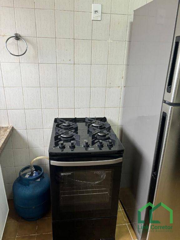Apartamento para alugar com 1 quarto, 52m² - Foto 11