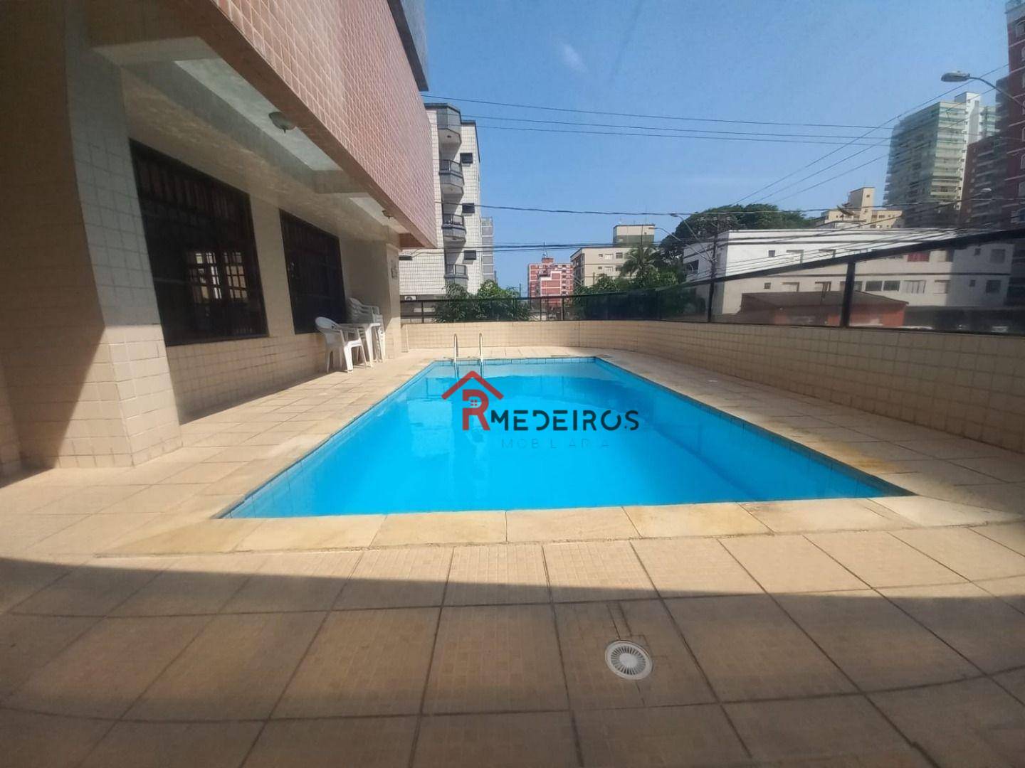 Apartamento à venda com 2 quartos, 75m² - Foto 1