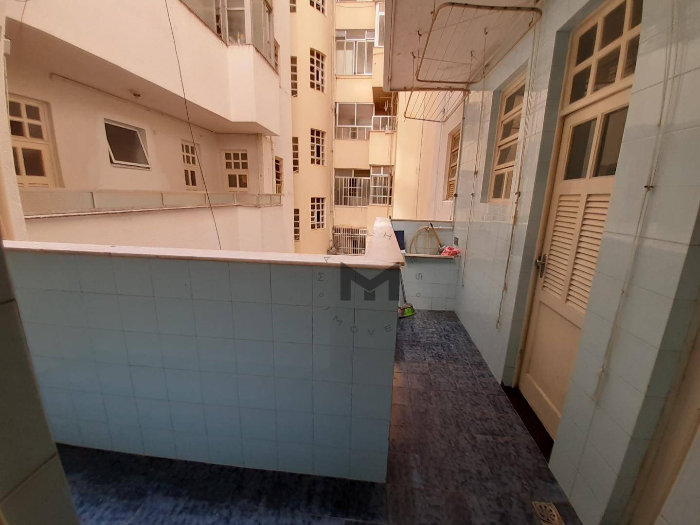 Apartamento à venda com 3 quartos, 140m² - Foto 17