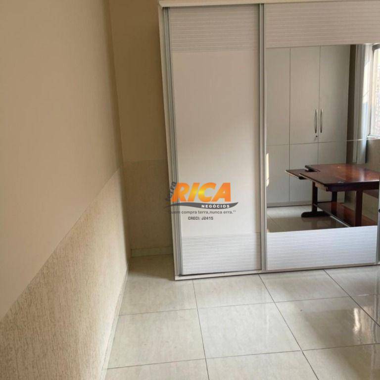 Casa de Condomínio à venda com 3 quartos, 400m² - Foto 19