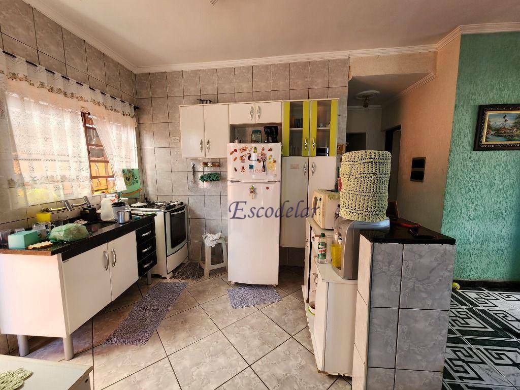 Casa de Condomínio à venda com 3 quartos, 181m² - Foto 3