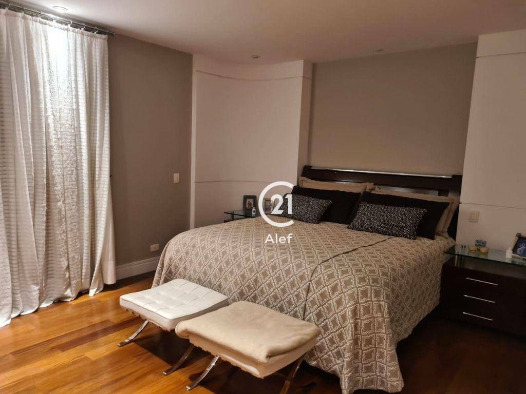 Apartamento para alugar com 4 quartos, 340m² - Foto 8