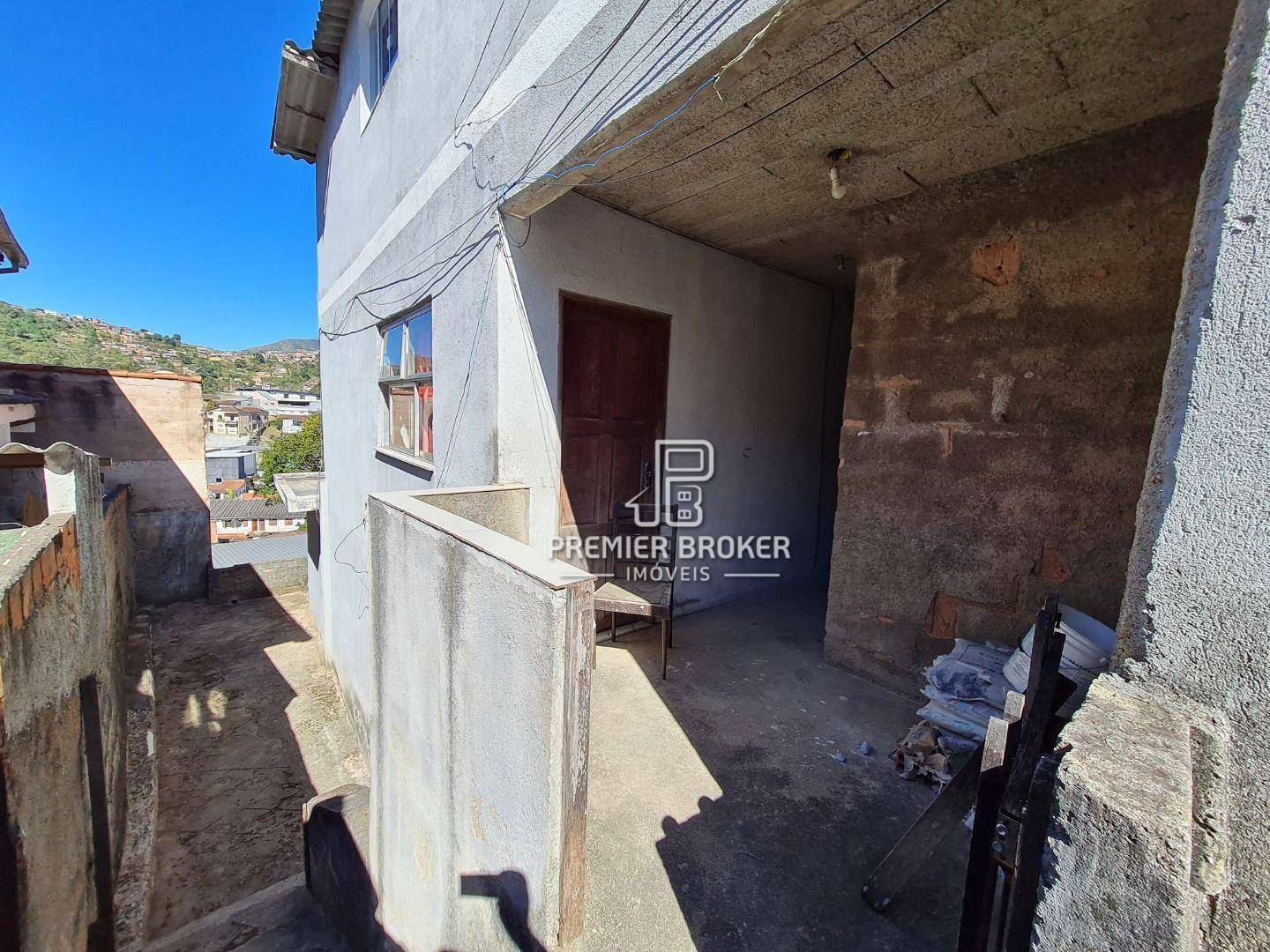 Casa à venda com 2 quartos, 45m² - Foto 2