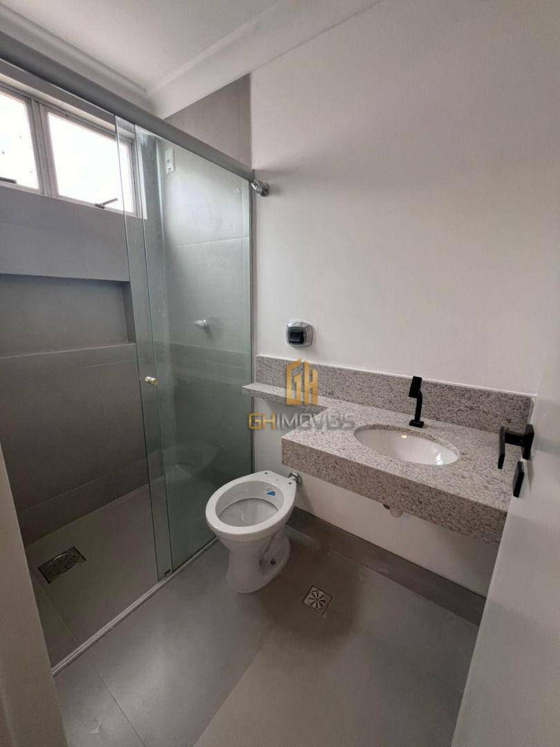 Apartamento à venda com 3 quartos, 77m² - Foto 9