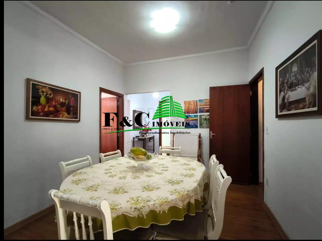 Casa à venda com 3 quartos, 270m² - Foto 17