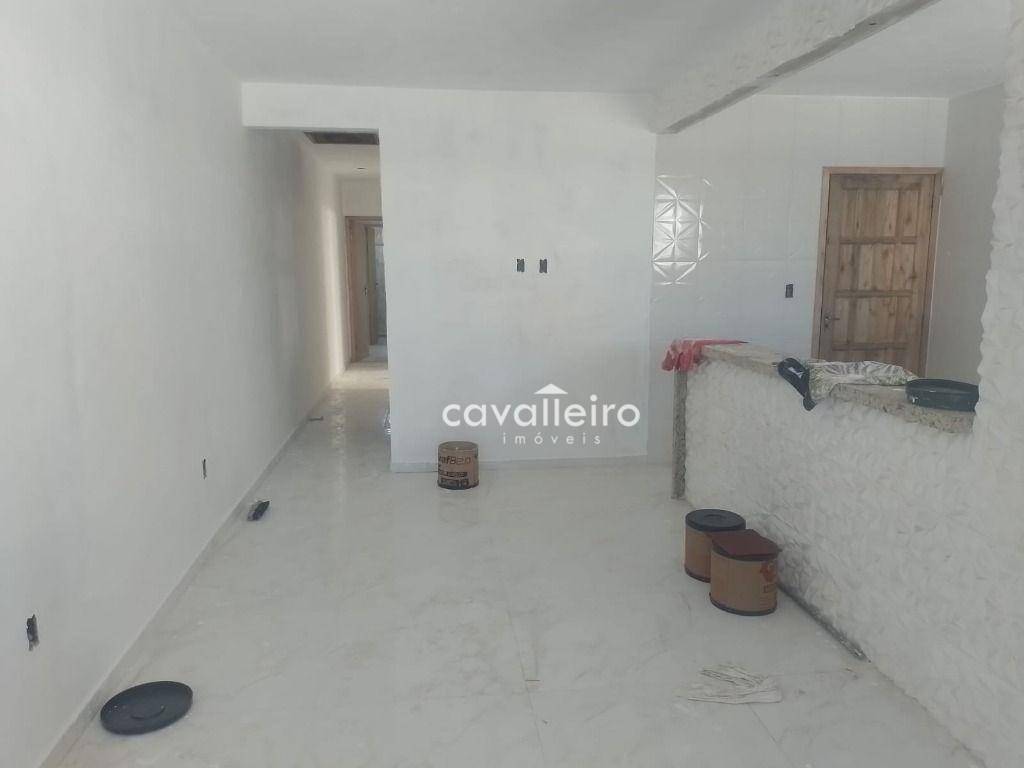 Casa à venda com 3 quartos, 88m² - Foto 3