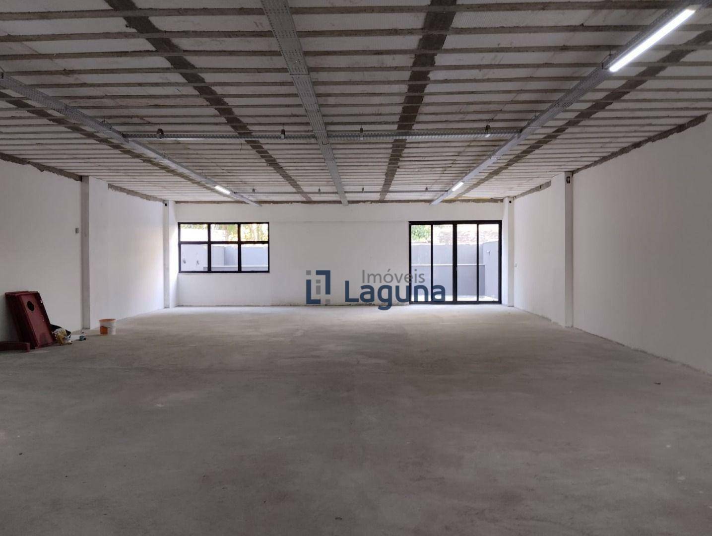 Prédio Inteiro para alugar, 1200m² - Foto 13