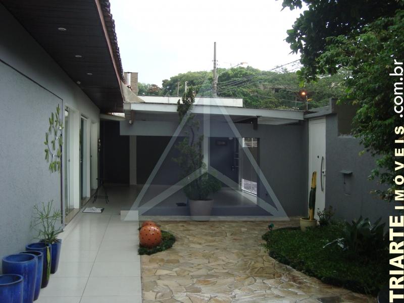 Casa à venda com 3 quartos, 160m² - Foto 1