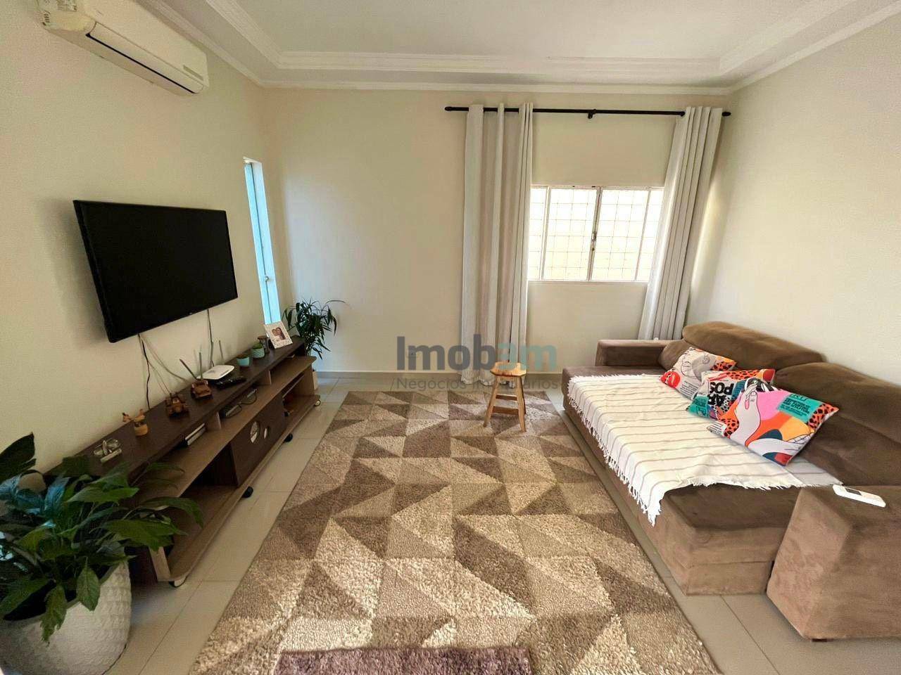 Casa à venda com 3 quartos, 104m² - Foto 2