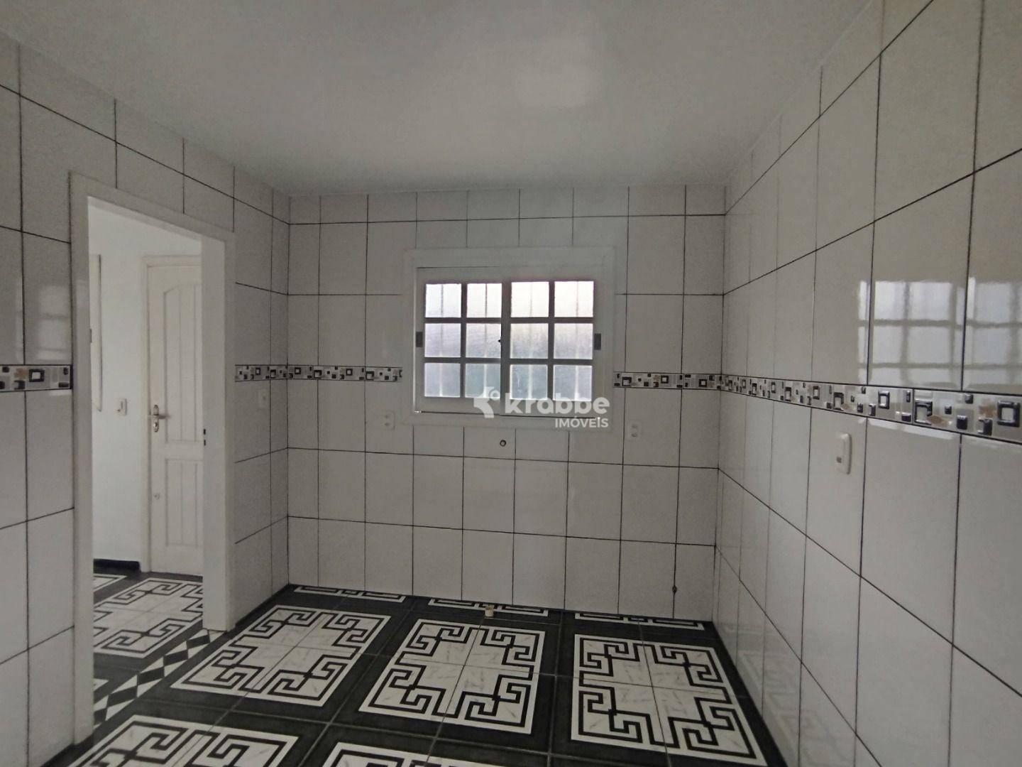 Casa à venda e aluguel com 2 quartos, 130m² - Foto 3
