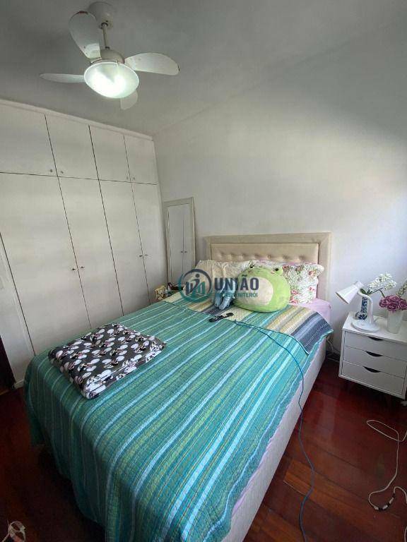 Apartamento à venda com 3 quartos, 135m² - Foto 9