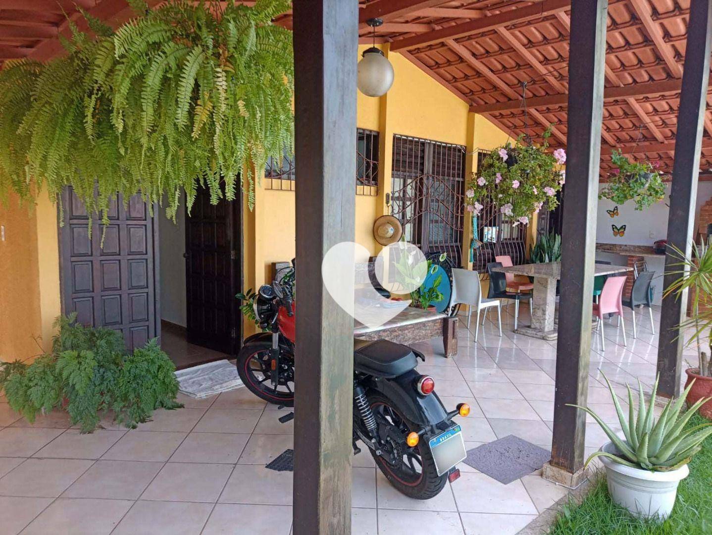 Casa à venda com 3 quartos, 200m² - Foto 5