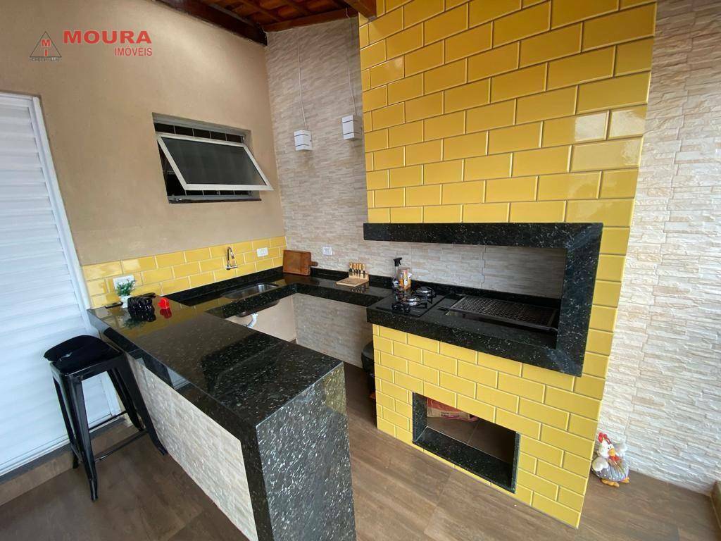 Sobrado à venda com 2 quartos, 130m² - Foto 1