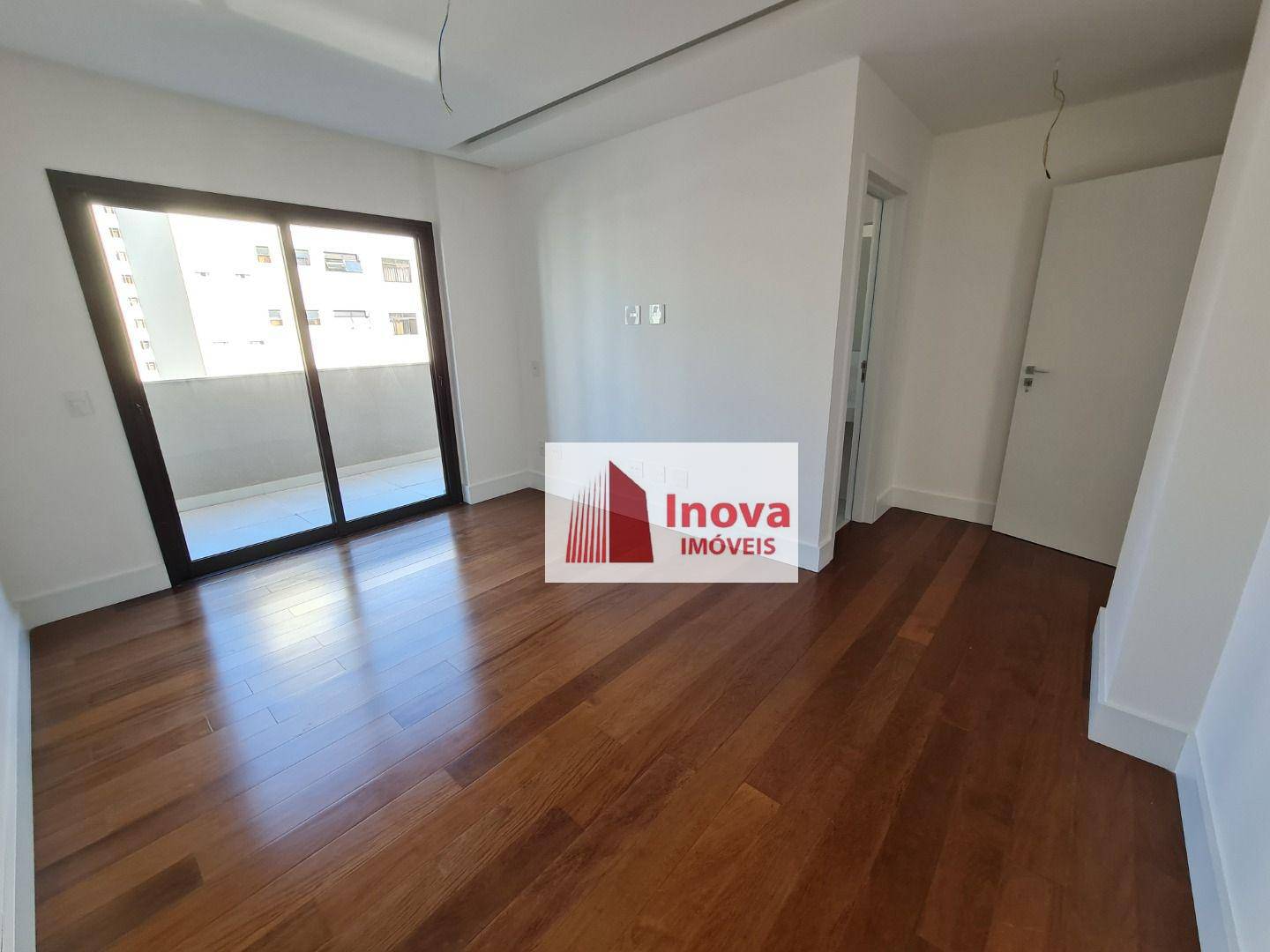 Apartamento à venda com 4 quartos, 300m² - Foto 23