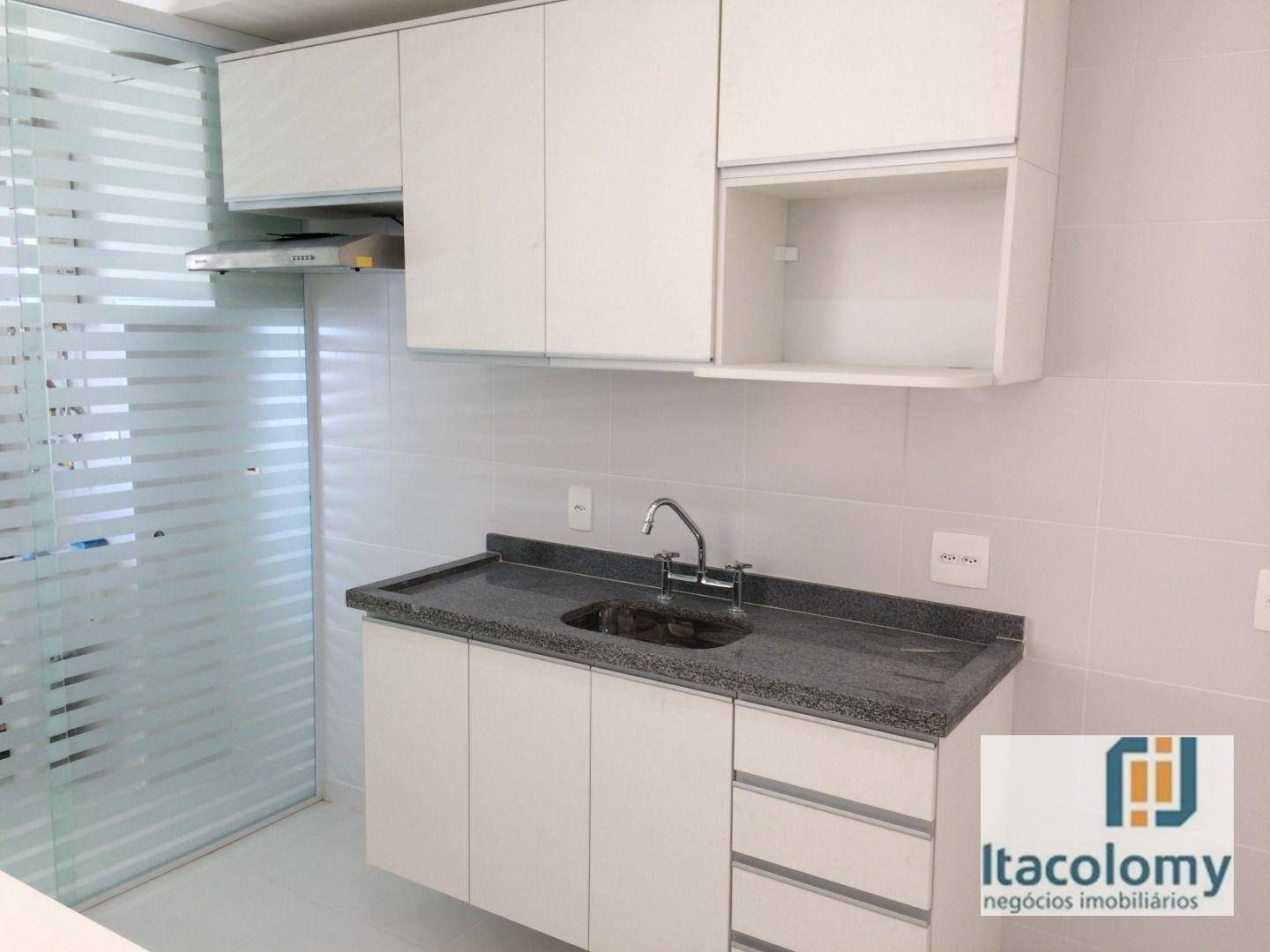 Apartamento à venda com 2 quartos, 62m² - Foto 14