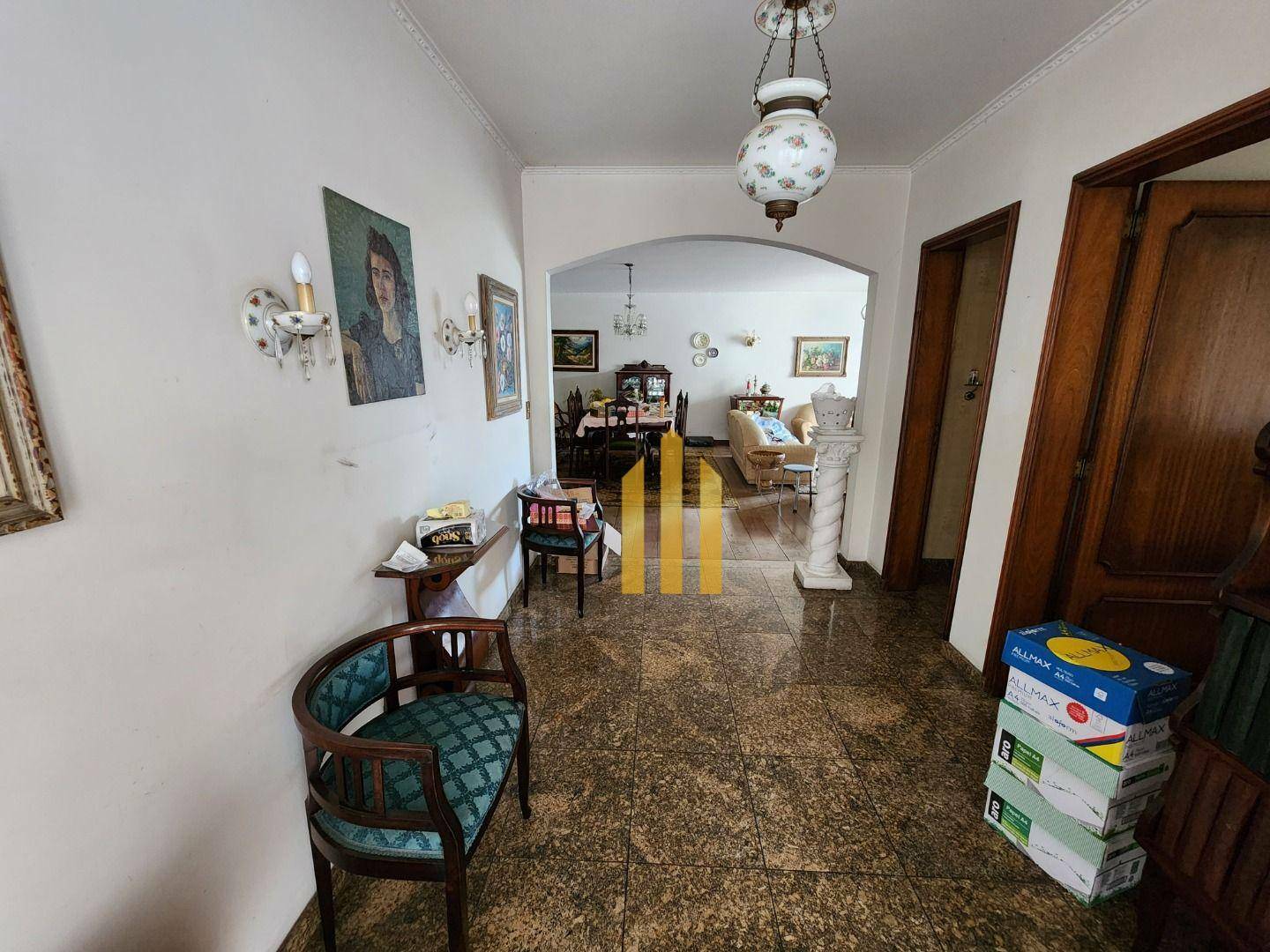 Casa à venda com 4 quartos, 349m² - Foto 12