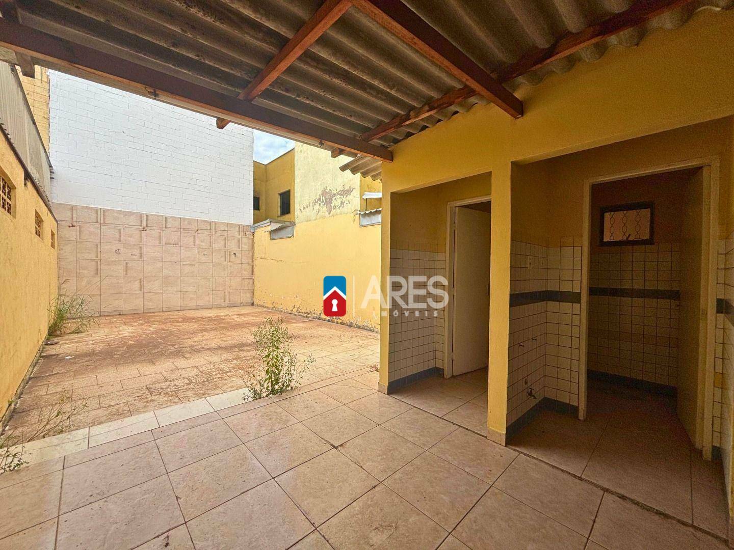 Casa para alugar com 1 quarto, 210m² - Foto 16
