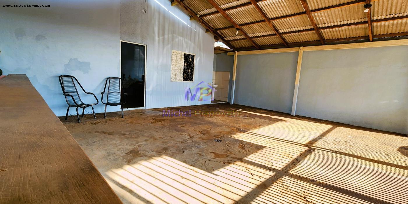 Casa à venda com 3 quartos, 112m² - Foto 3