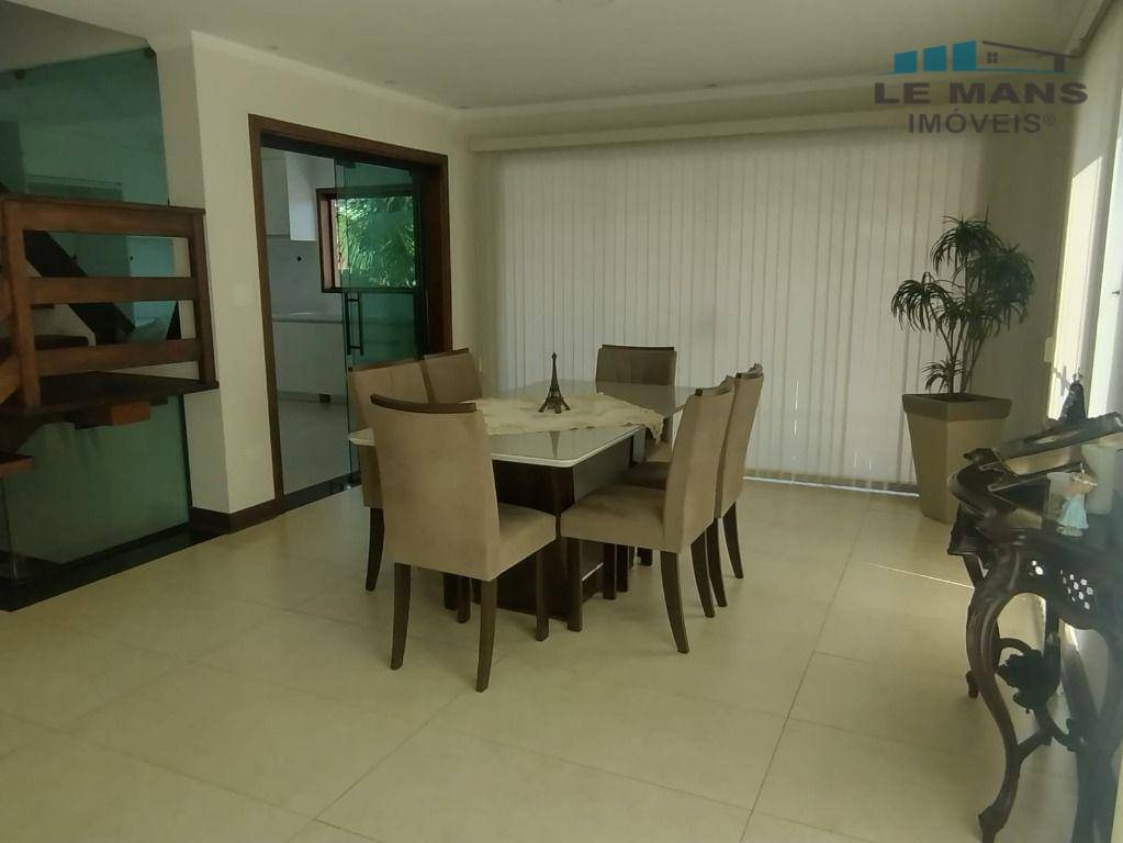 Casa à venda com 3 quartos, 298m² - Foto 17