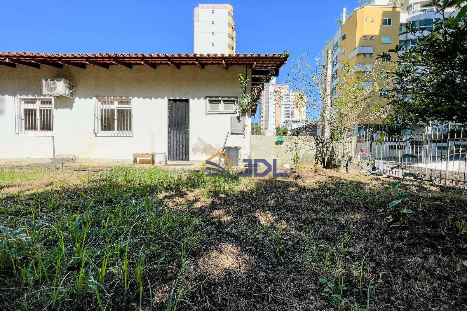 Casa à venda com 1 quarto, 965M2 - Foto 4