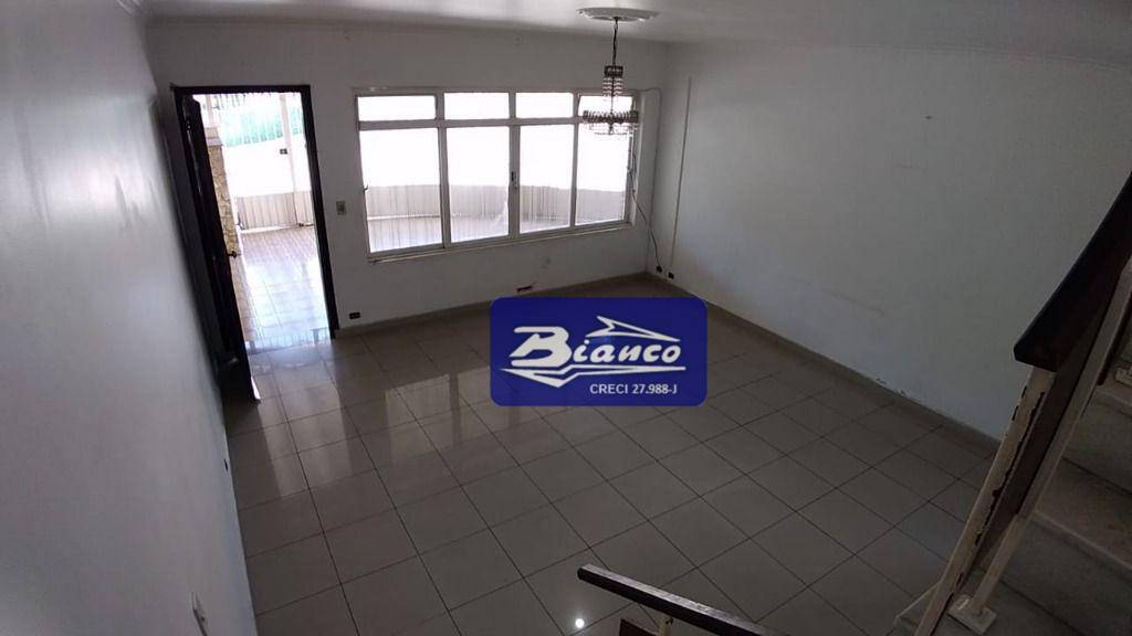 Sobrado à venda com 3 quartos, 160m² - Foto 4