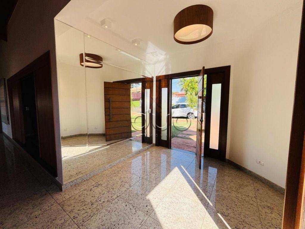 Casa à venda com 3 quartos, 174m² - Foto 10