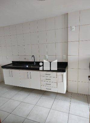 Apartamento para alugar com 2 quartos, 78m² - Foto 10