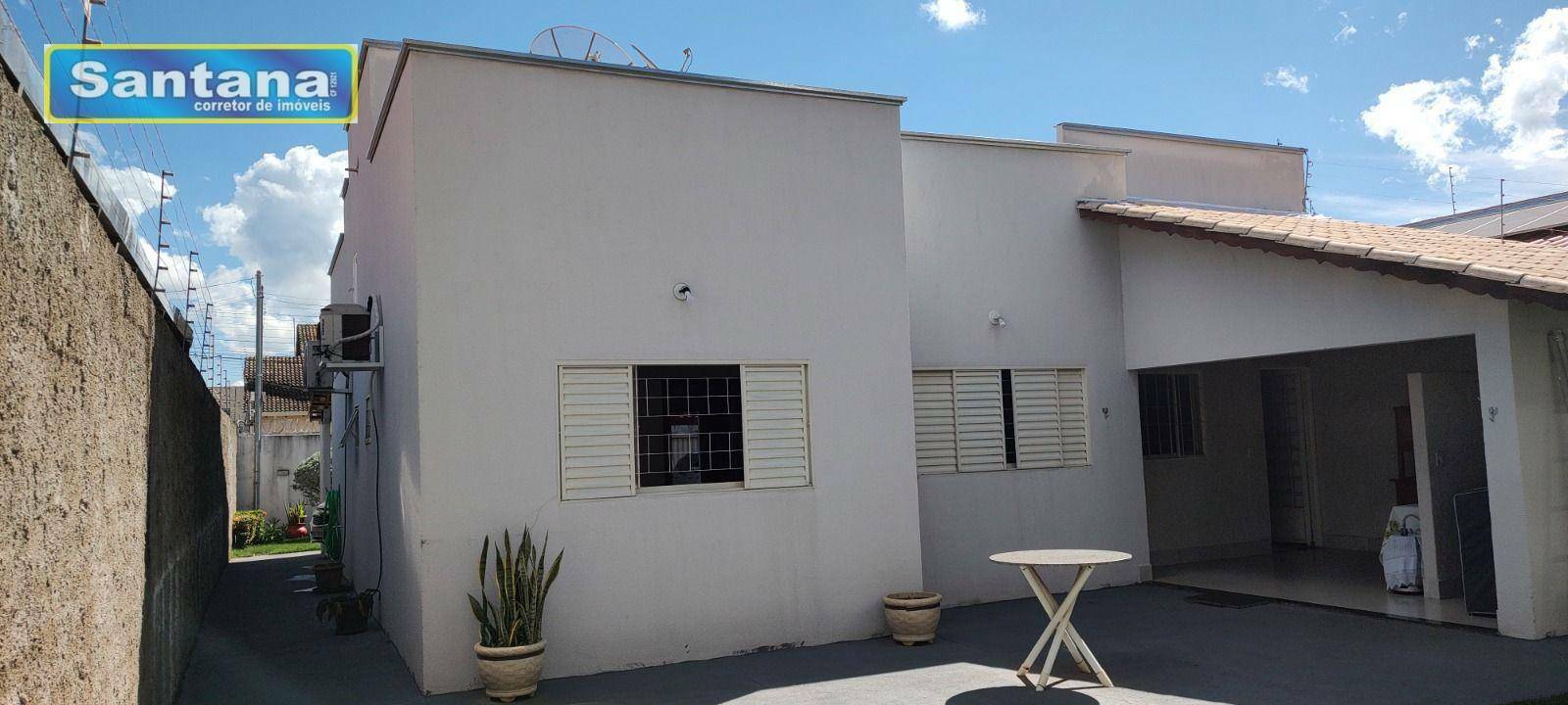 Casa à venda com 3 quartos, 186m² - Foto 2