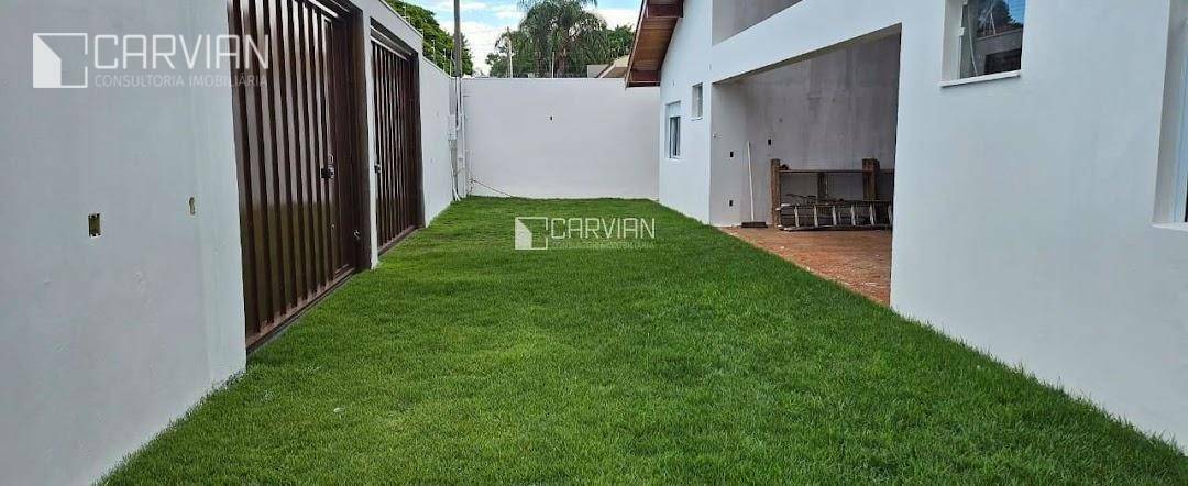 Casa à venda com 4 quartos, 208m² - Foto 12