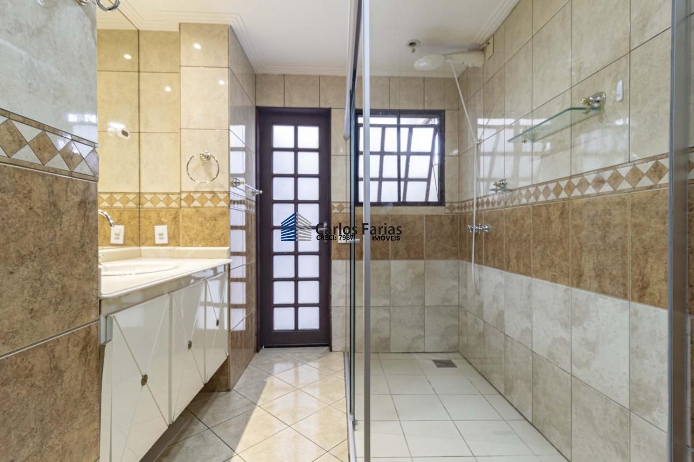 Casa à venda com 6 quartos, 450m² - Foto 42