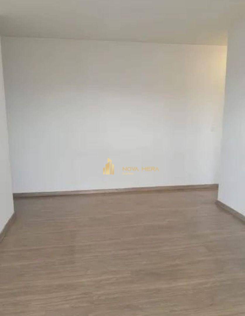 Apartamento à venda com 2 quartos, 61m² - Foto 4