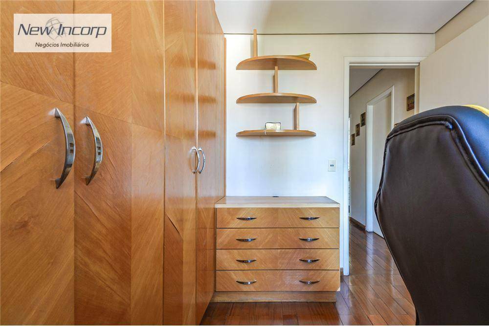 Apartamento à venda com 2 quartos, 64m² - Foto 19