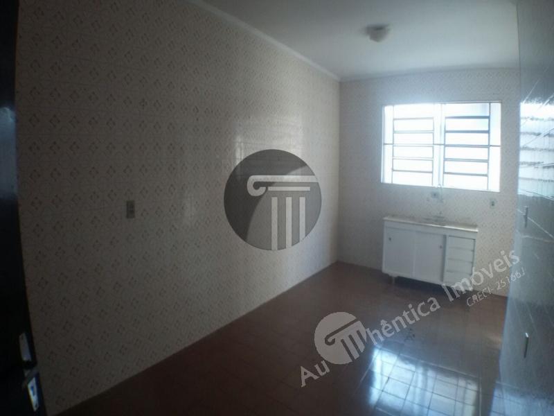 Casa para alugar com 2 quartos, 90m² - Foto 15