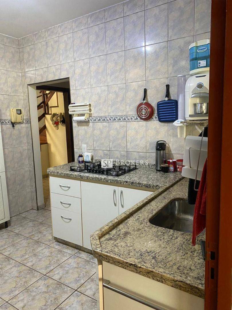 Casa à venda com 3 quartos, 170m² - Foto 4