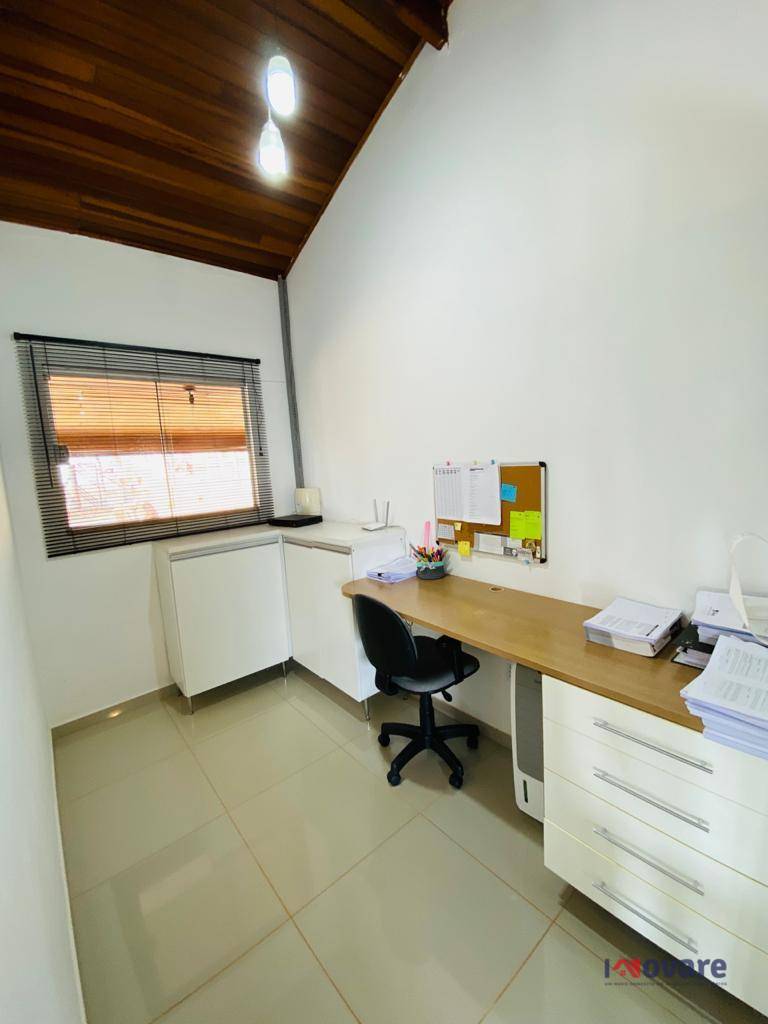 Chácara à venda com 4 quartos, 340m² - Foto 14