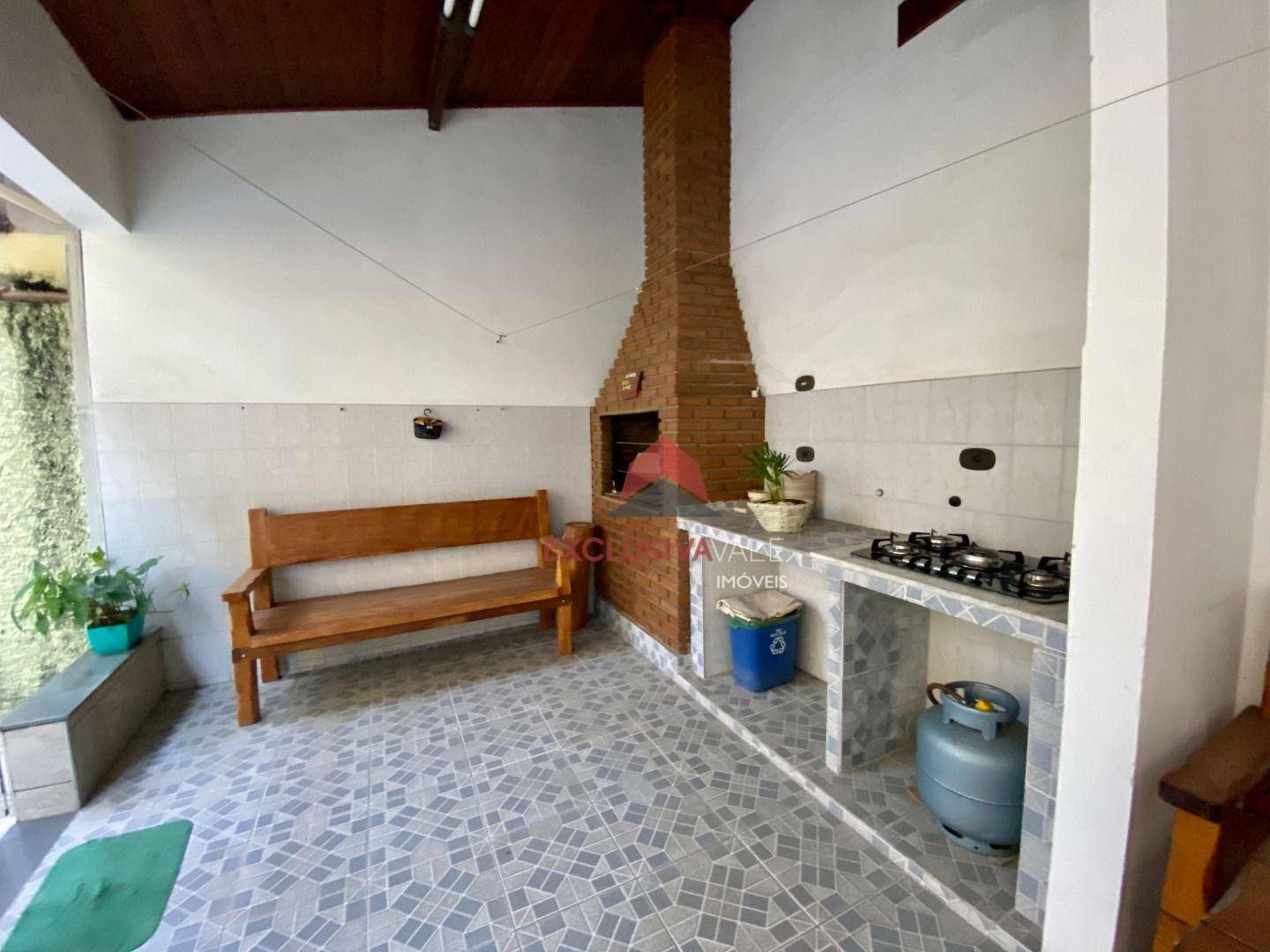 Casa à venda com 4 quartos, 326m² - Foto 29