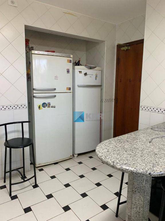 Casa à venda com 4 quartos, 339m² - Foto 28