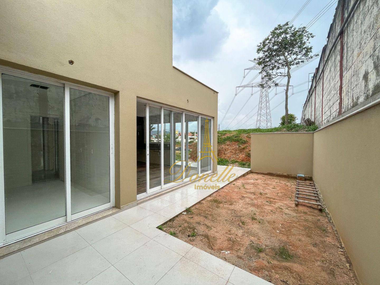 Sobrado à venda com 5 quartos, 292m² - Foto 31