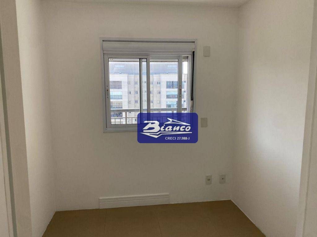 Apartamento para alugar com 2 quartos, 65m² - Foto 28