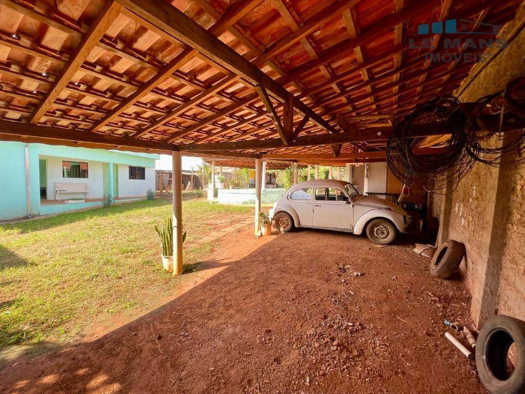 Chácara à venda com 3 quartos, 196m² - Foto 23