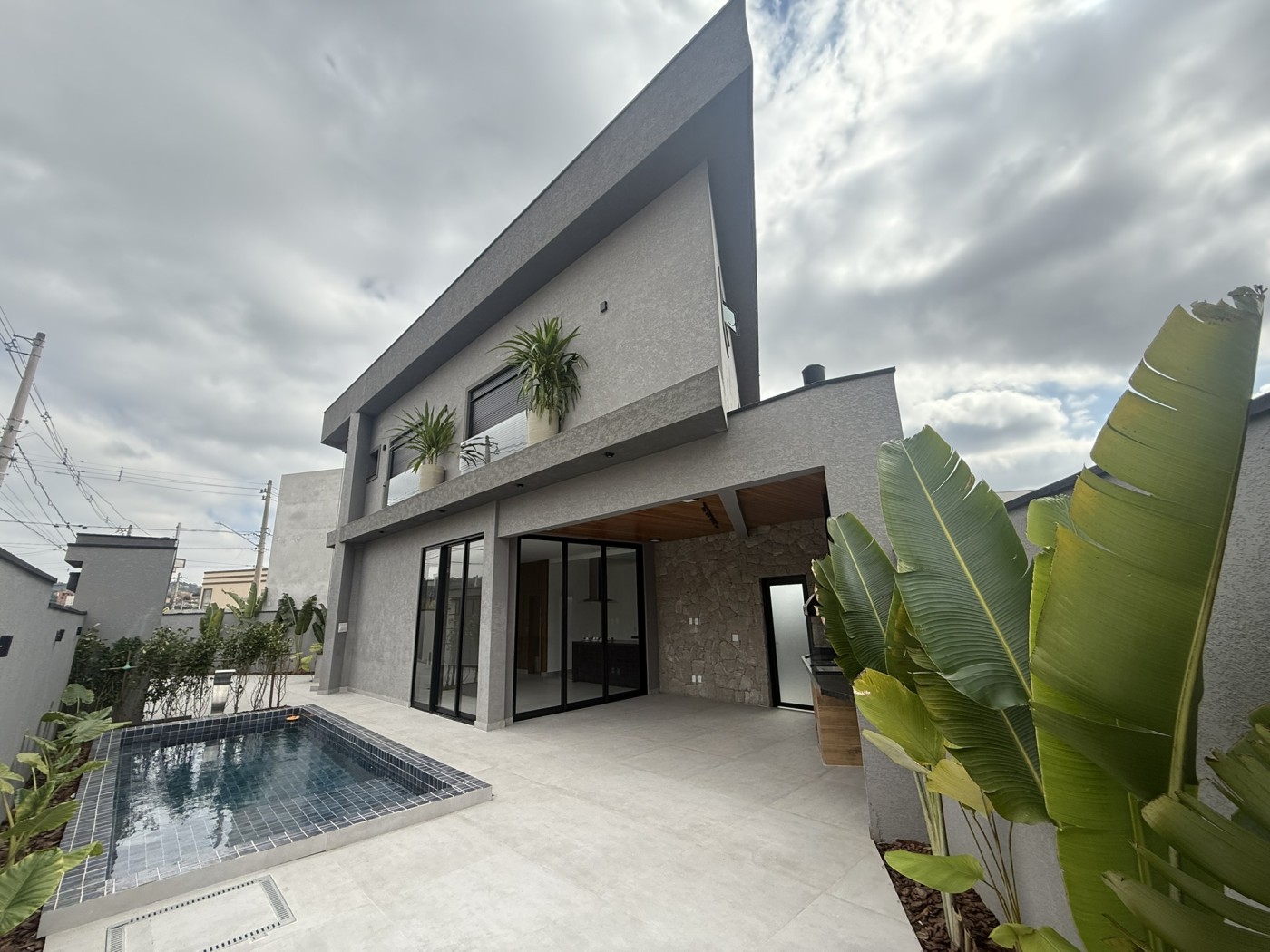 Casa à venda com 3 quartos, 178m² - Foto 11