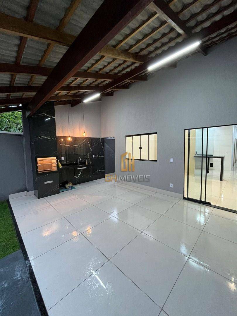 Casa à venda com 3 quartos, 100m² - Foto 3