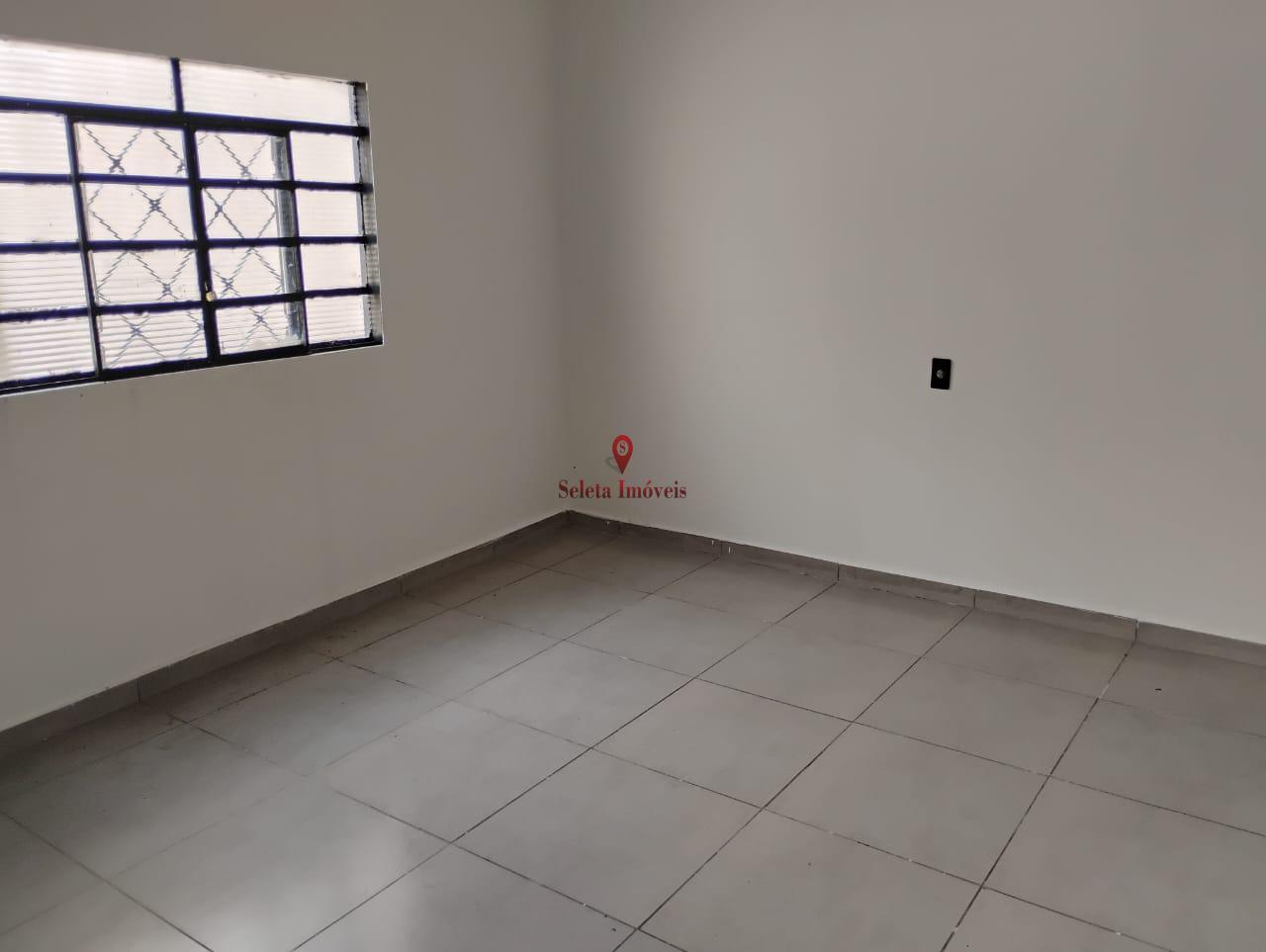 Casa para alugar com 2 quartos, 100m² - Foto 5