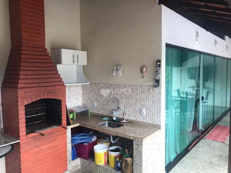 Casa de Condomínio à venda com 4 quartos, 234m² - Foto 7