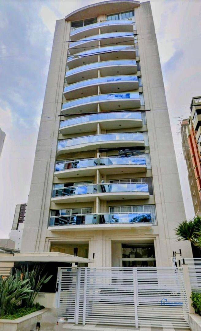 Apartamento à venda e aluguel com 3 quartos, 151m² - Foto 1