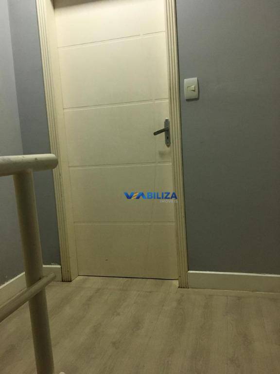 Sobrado à venda com 3 quartos, 200m² - Foto 15