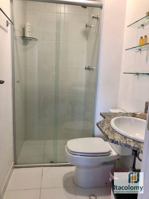 Apartamento para alugar com 2 quartos, 65m² - Foto 10